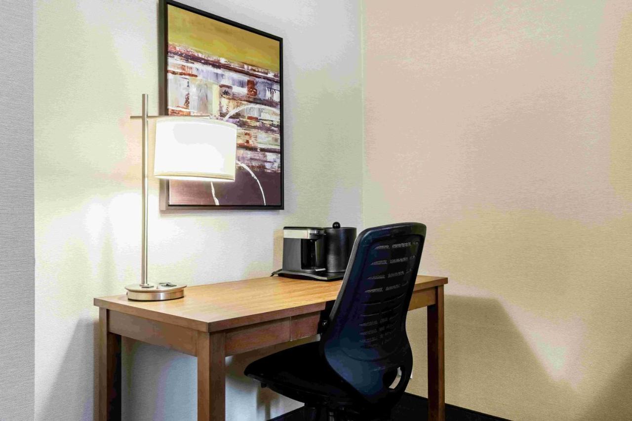 Best Western Ville-Marie Hotel & Suites Montréal Eksteriør billede